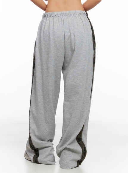 camo-accent-wide-leg-sweatpants-co514