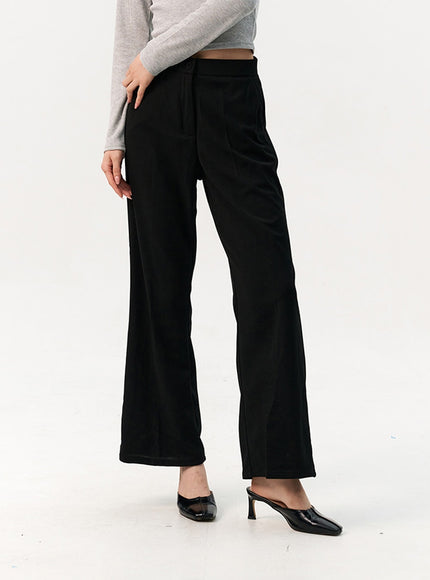 flare-tailored-pants-io320