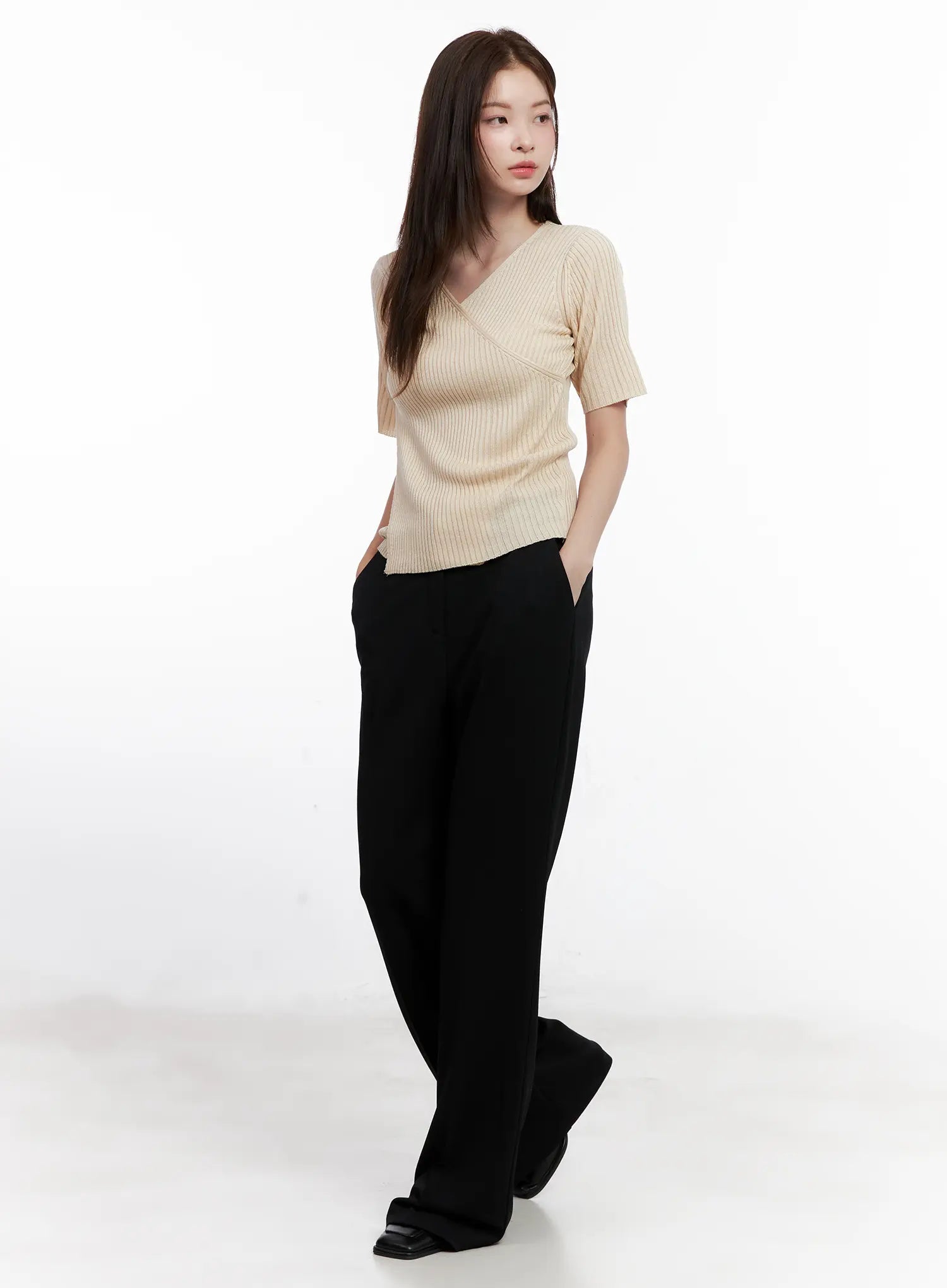 casual-knit-v-neck-tee-cl523