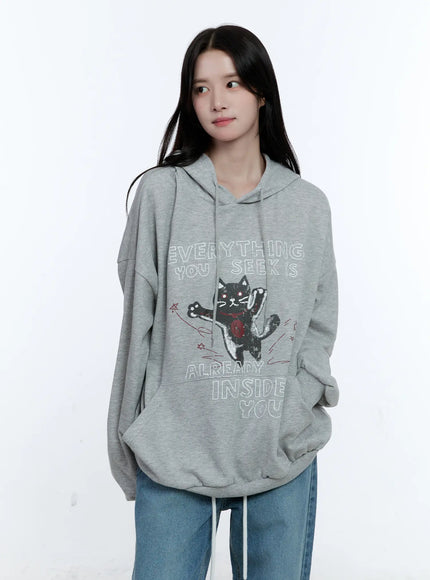 oversized-kitty-graphic-hoodie-cg513