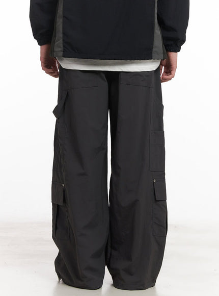 mens-nylon-wide-fit-cargo-pants-im517