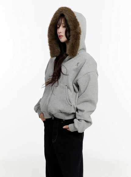 cozy-oversized-faux-fur-hoodie-cn524