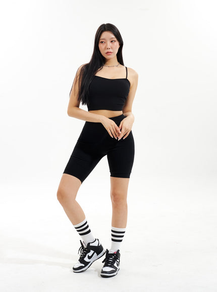 thin-strap-ribbed-top-iu312