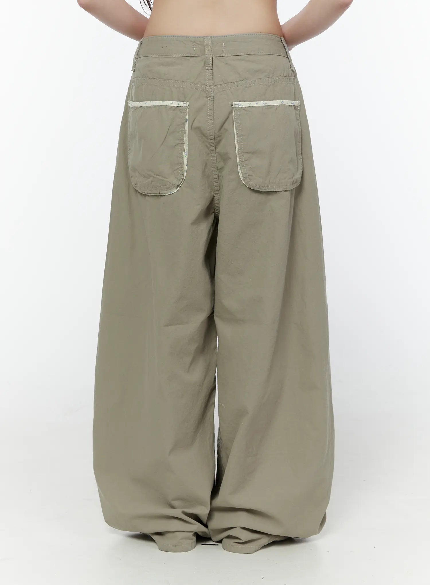 floral-accent-relaxed-fit-pants-cu508
