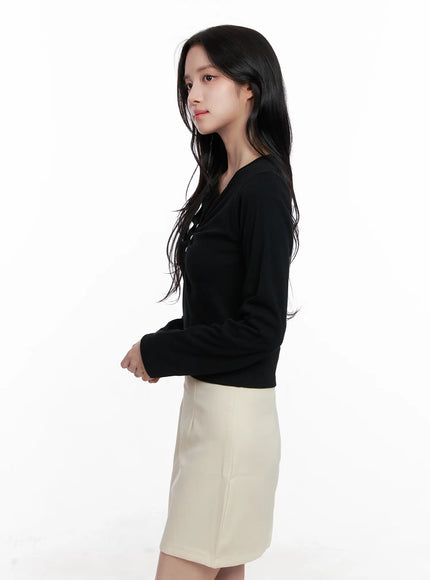 buttoned-crop-long-sleeve-top-co524