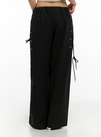 side-eyelet-detail-pants-cl415