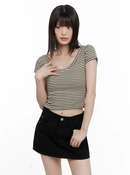striped-v-neck-short-sleeve-tee-il531