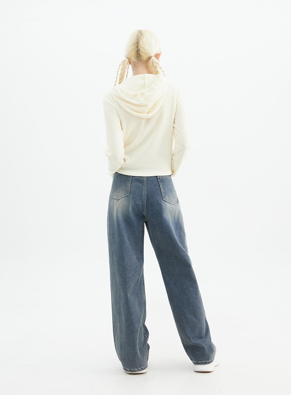 wide-leg-jeans-in328