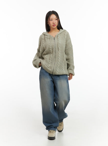 oversized-cable-knit-hooded-sweater-is402