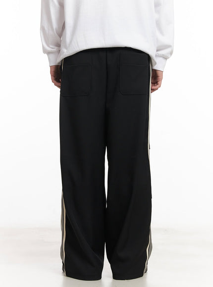 mens-wide-fit-striped-sweatpants-im517