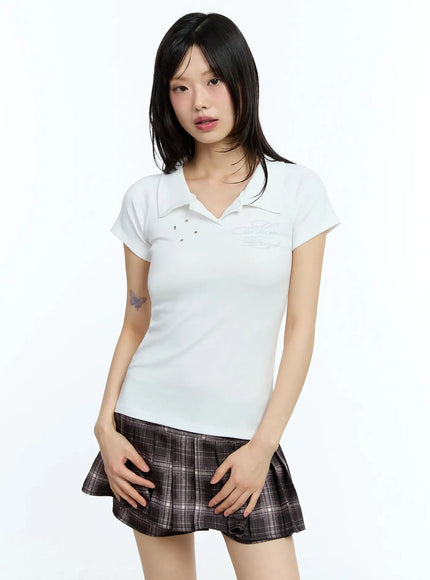 eyelet-graphic-collared-tee-iu524
