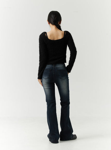 mid-rise-bootcut-jeans-cd301