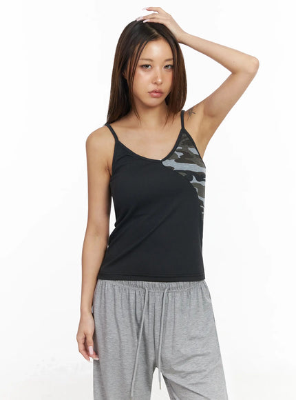 camo-accent-cami-top-iy515