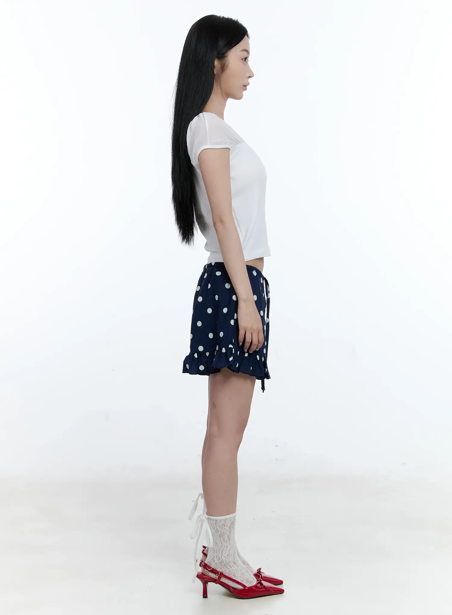 polka-dot-ruffle-shorts-cg501