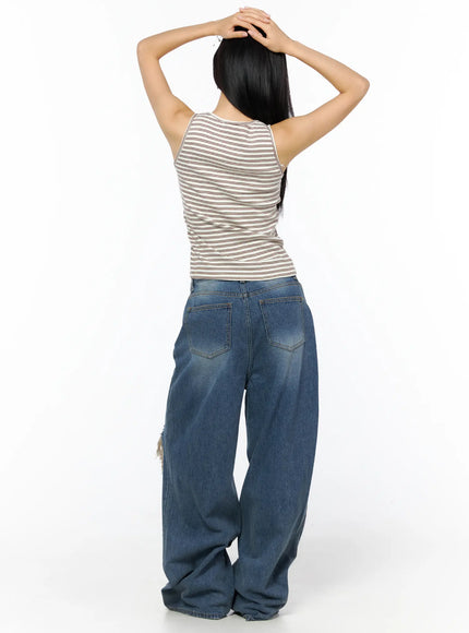 mika-distressed-wide-leg-jeans-cu512