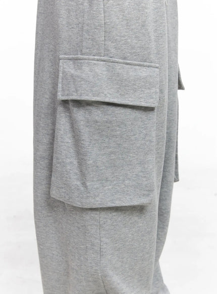 relaxed-fit-cargo-sweatpants-co513