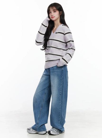 striped-v-neck-knit-sweater-ij529