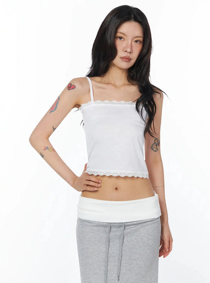 lace-trim-sleeveless-camisole-iu509