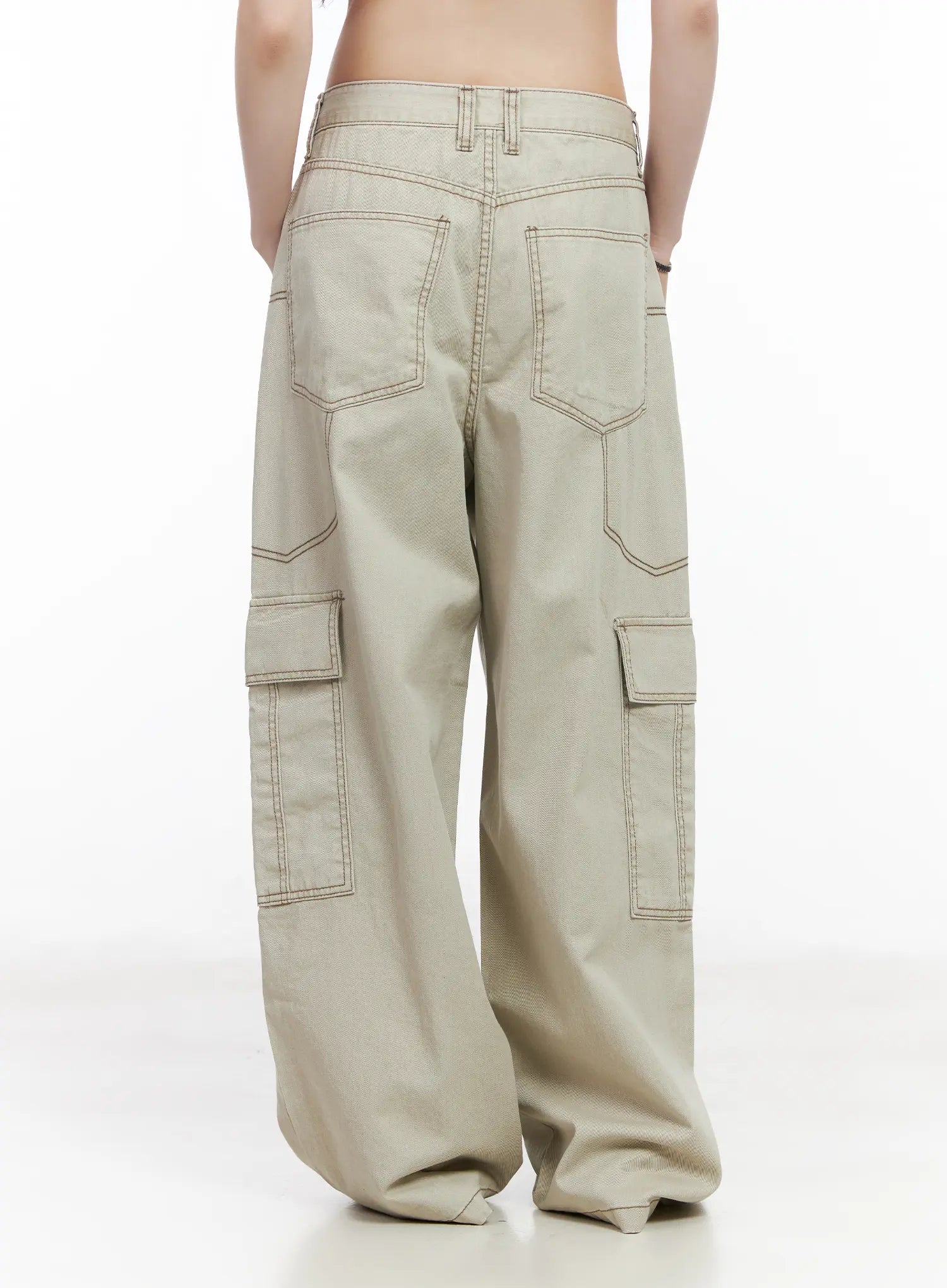 stitched-cargo-wide-leg-pants-cm526