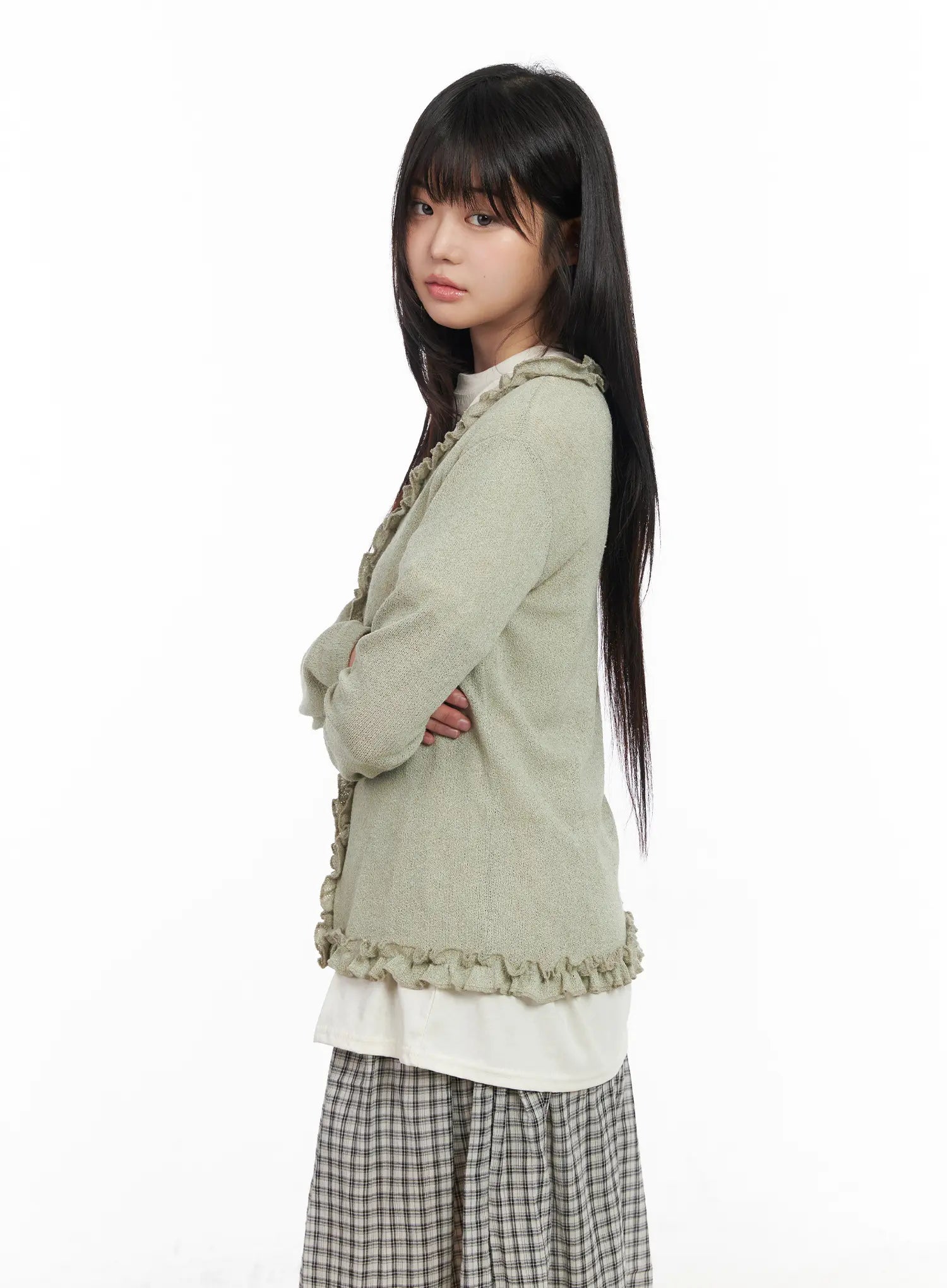 soft-ruffle-edge-cardigan-cm513