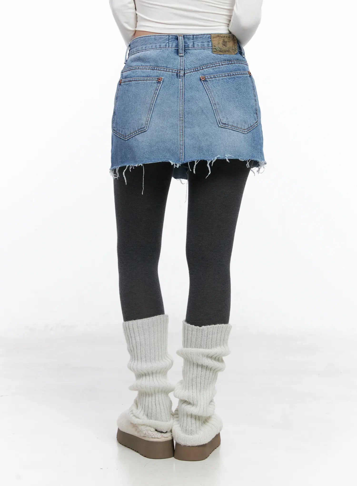 distressed-denim-mini-skirt-cn514