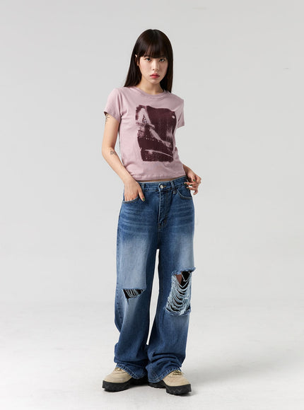 mid-wash-ripped-jeans-cl328