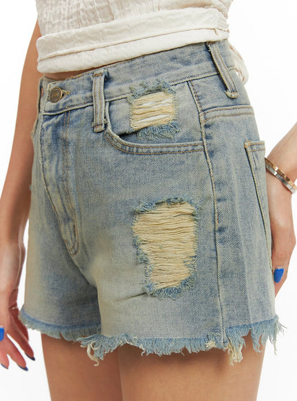 vintage-ripped-denim-shorts-cy431