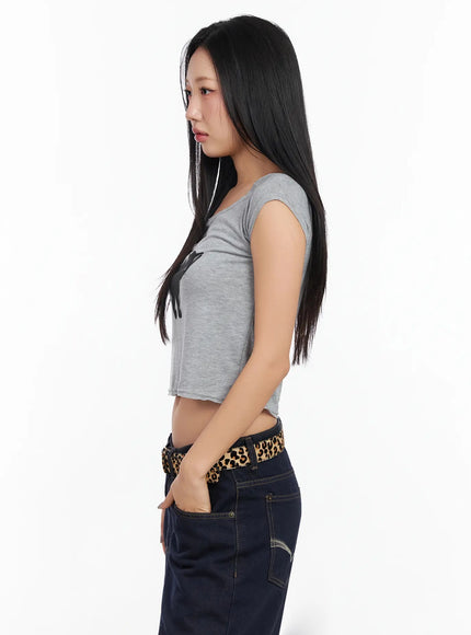 cute-graphic-boat-neck-t-shirt-ca513