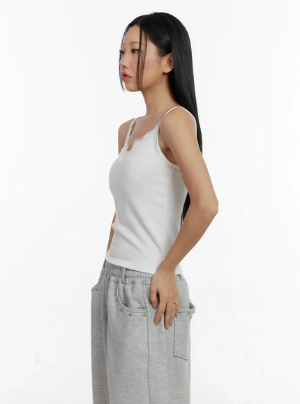 lace-v-neck-sleeveless-top-id525