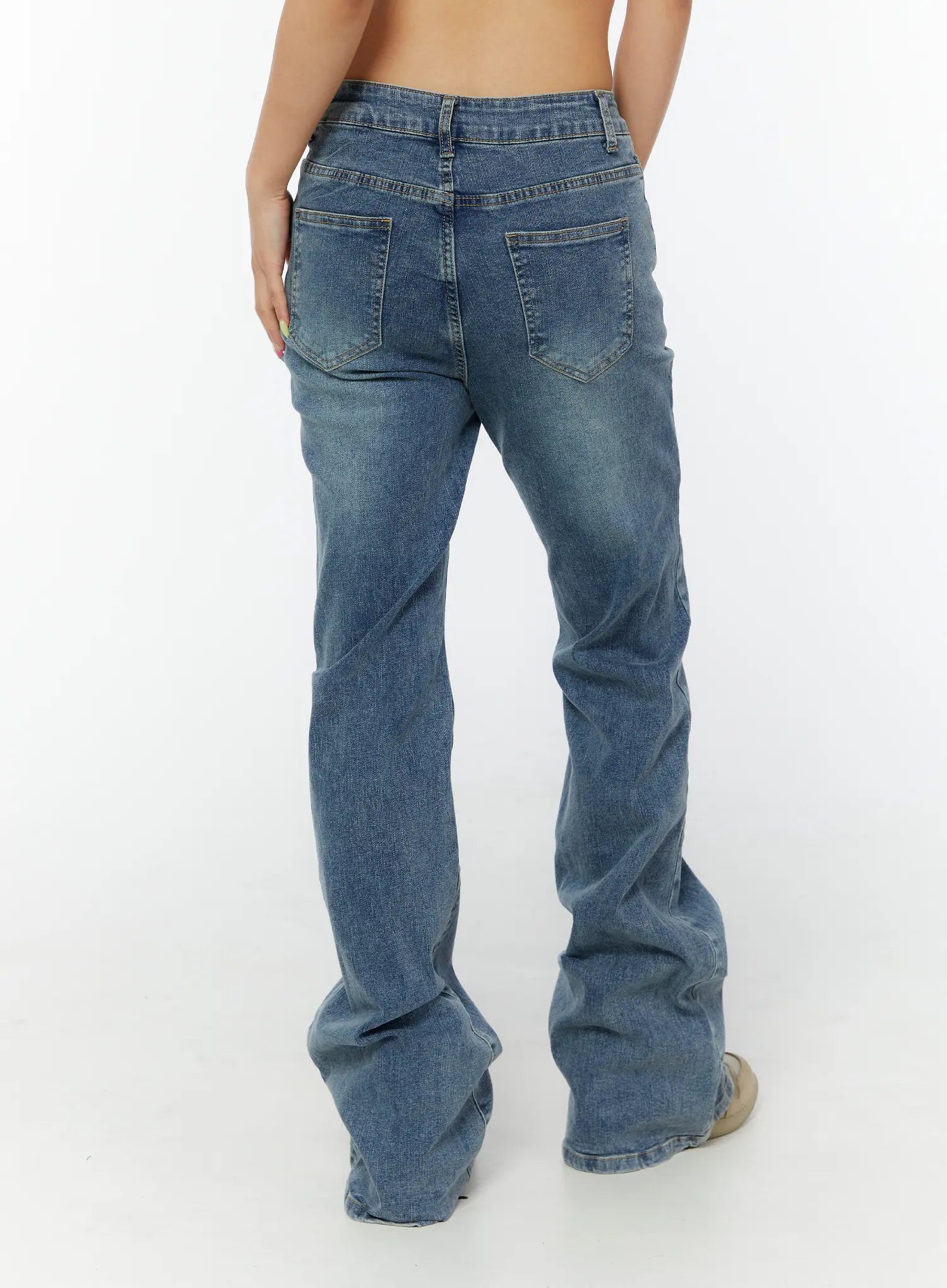 hollis-low-rise-hip-pad-bootcut-jeans-cy520