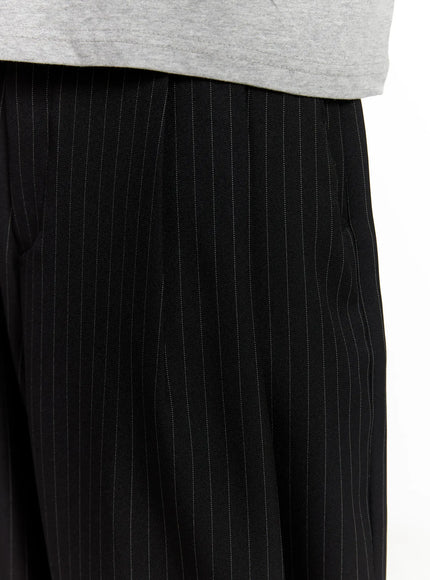 mens-striped-relaxed-fit-slacks-il521