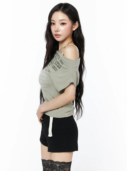 graphic-print-off-shoulder-top-cu511