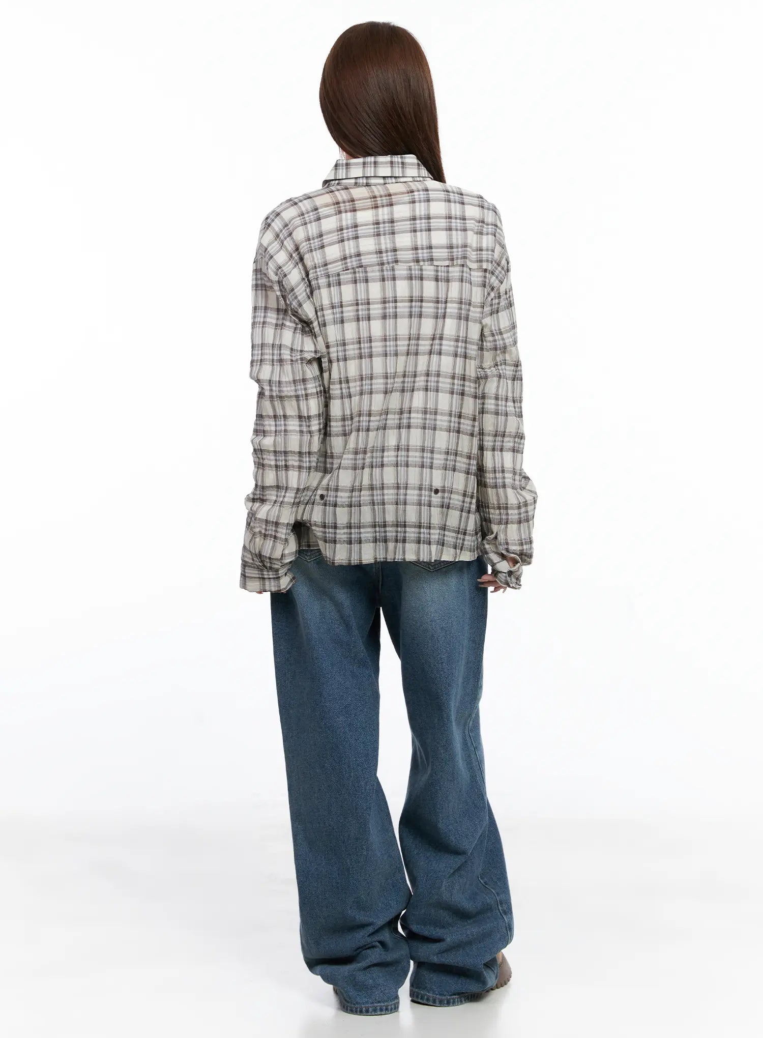 Amalia Wide Leg Vintage Washed Jeans CG529 in blue, back full-body shot on model paired with plaid flannel shirt, wide-leg hem and back pocket detail visible from behind.