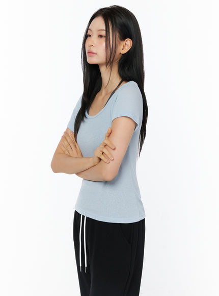 layered-halter-neck-short-sleeve-top-iu516