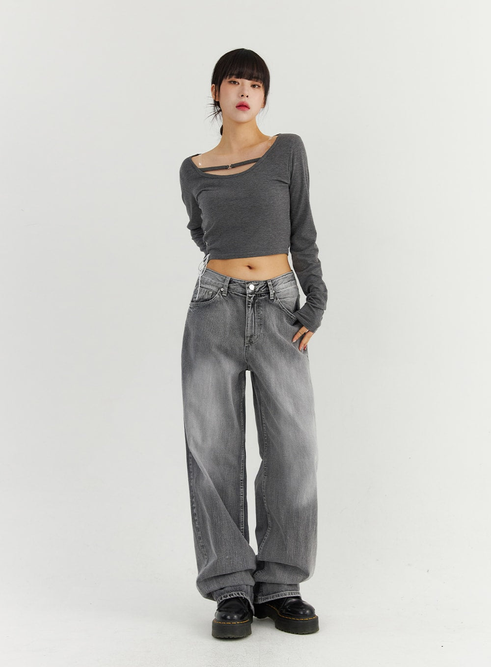 grey-washed-wide-leg-jeans-co323