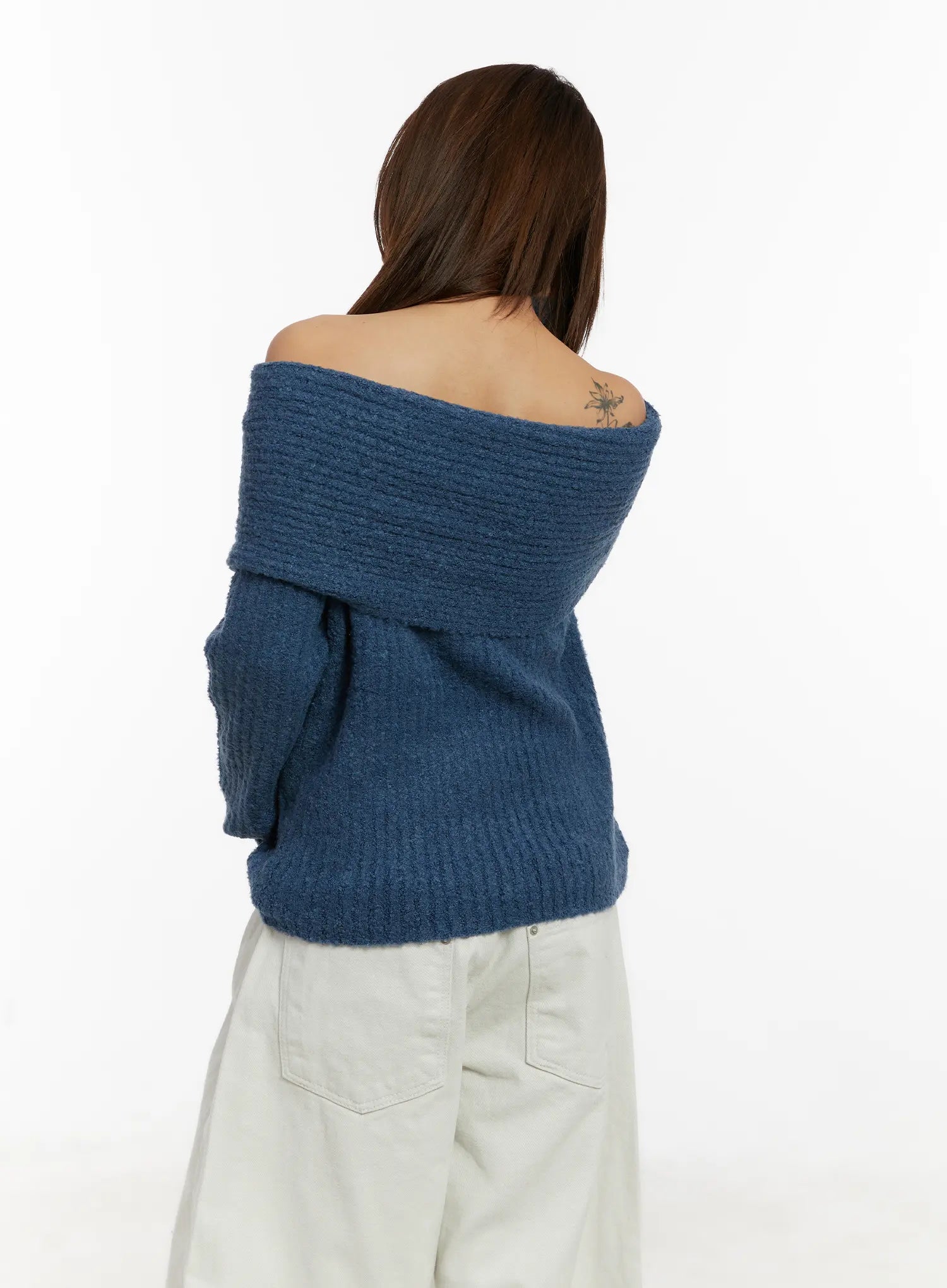 off-shoulder-buttery-knit-sweater-cd517