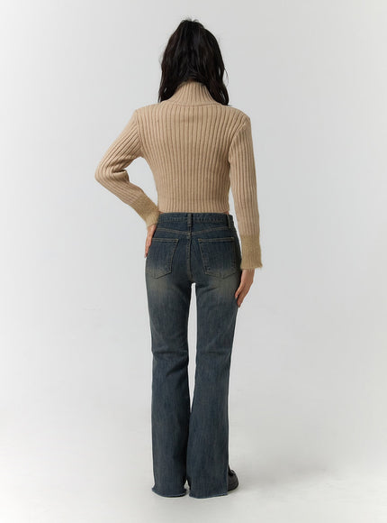 mid-waist-solid-flared-jeans-cf401