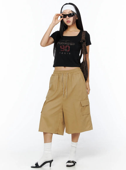 casual-graphic-crop-top-cu515