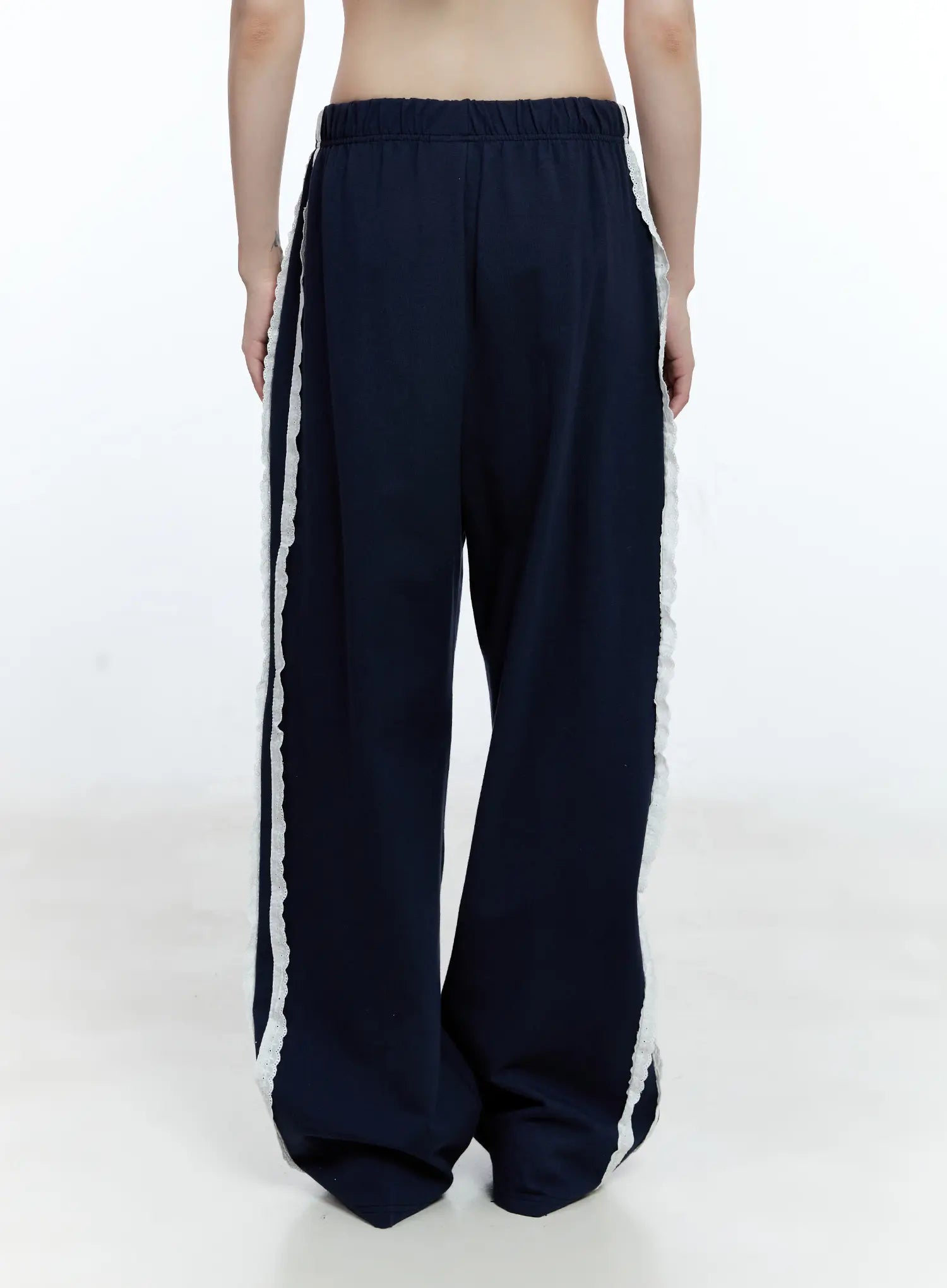 lace-trim-wide-leg-sweatpants-cg511