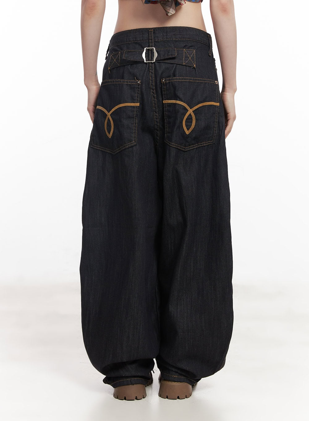 Jessie Stitched Wide-Leg Jeans CY520 in dark blue, full back view on model, back buckle waistband, golden embroidery on back pockets, voluminous wide-leg hem pooling at ankles.
