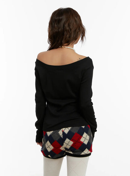 basic-off-shoulder-long-sleeve-top-cd512
