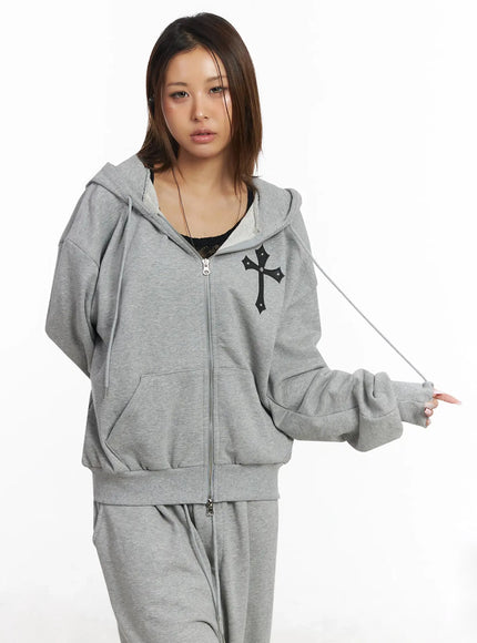 studded-cross-zip-hoodie-iy501