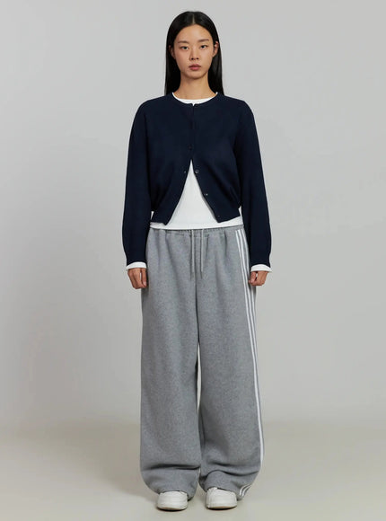 round-neck-knit-cardigan-ij505