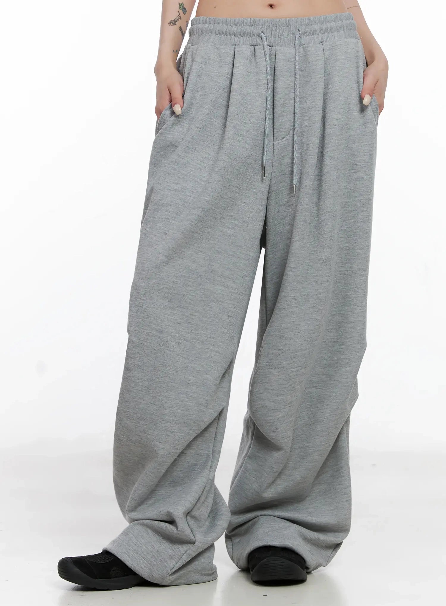 pintuck-wide-leg-sweatpants-is508