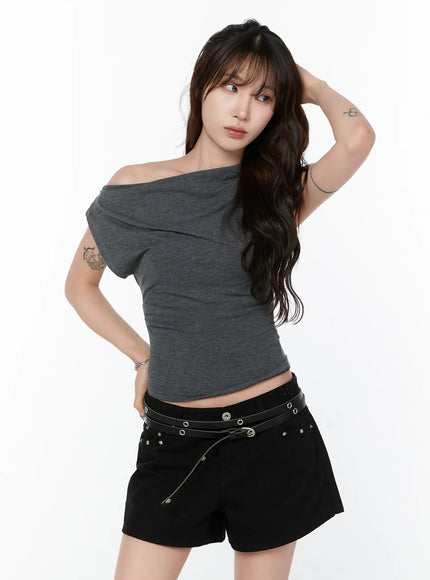 asymmetric-off-shoulder-tee-cy514 / Dark gray
