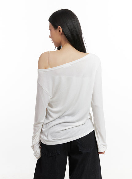 loose-fit-unbalanced-top-cn426