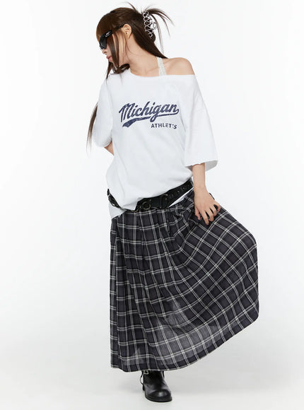 oversized-off-shoulder-graphic-tee-cy519