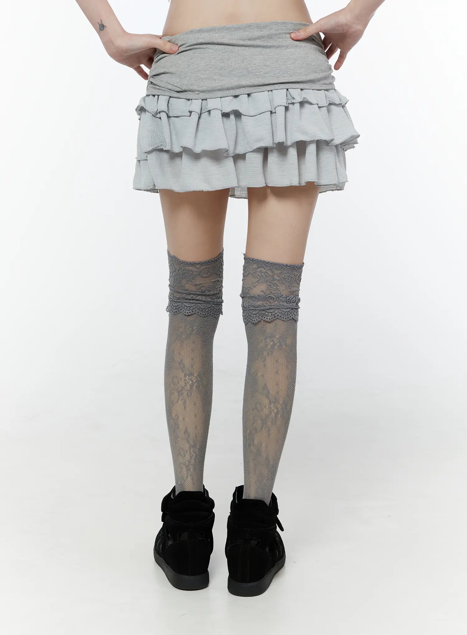 chic-tiered-ruffle-mini-skirt-cu508