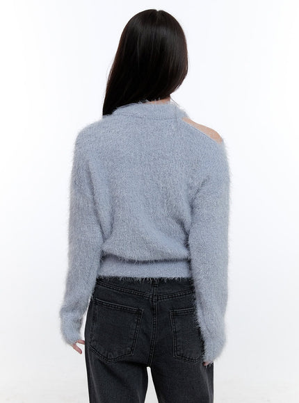 chic-cut-out-sweater-on418