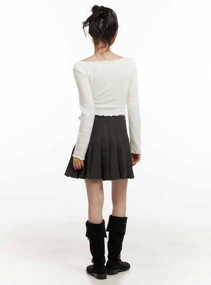 ribbon-boat-neck-long-sleeve-crop-top-cj501